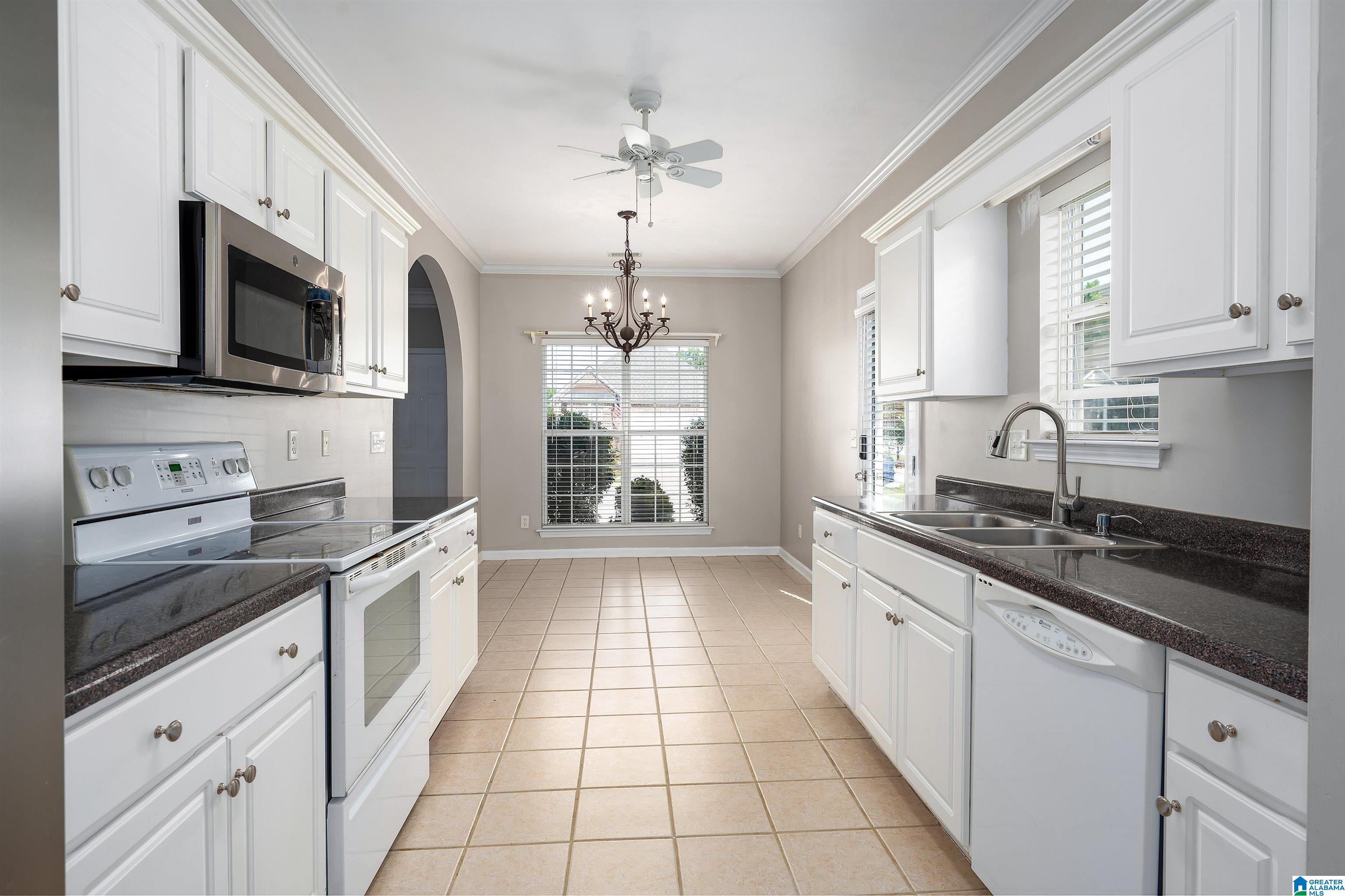 229 High Ridge Drive Pelham, AL 35124 - Photo 14 of 29