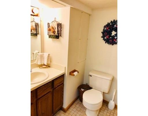 28 Augustus Road Waltham, MA 02452 - Photo 14 of 29 Gallery Image 14