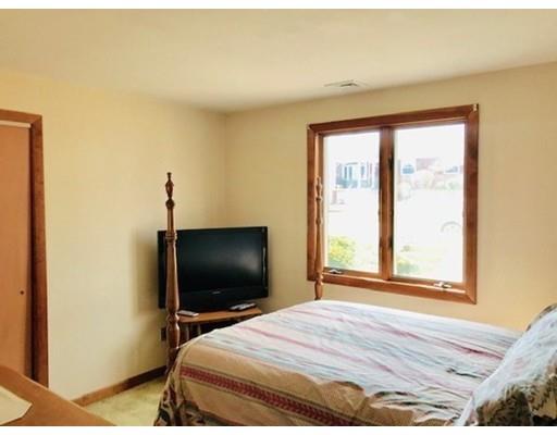 28 Augustus Road Waltham, MA 02452 - Photo 18 of 29 Gallery Image 18