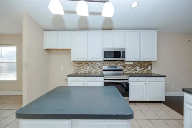 $2,400 | 1408 Millbrook Lane, Wylie, TX 75098