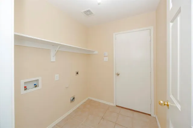 $2,400 | 1408 Millbrook Lane, Wylie, TX 75098