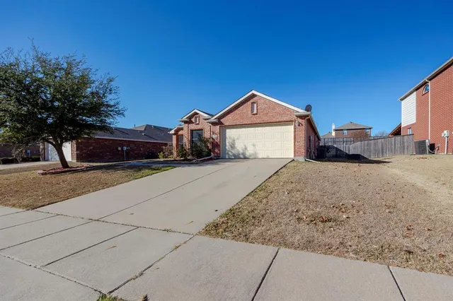 $2,400 | 1408 Millbrook Lane, Wylie, TX 75098