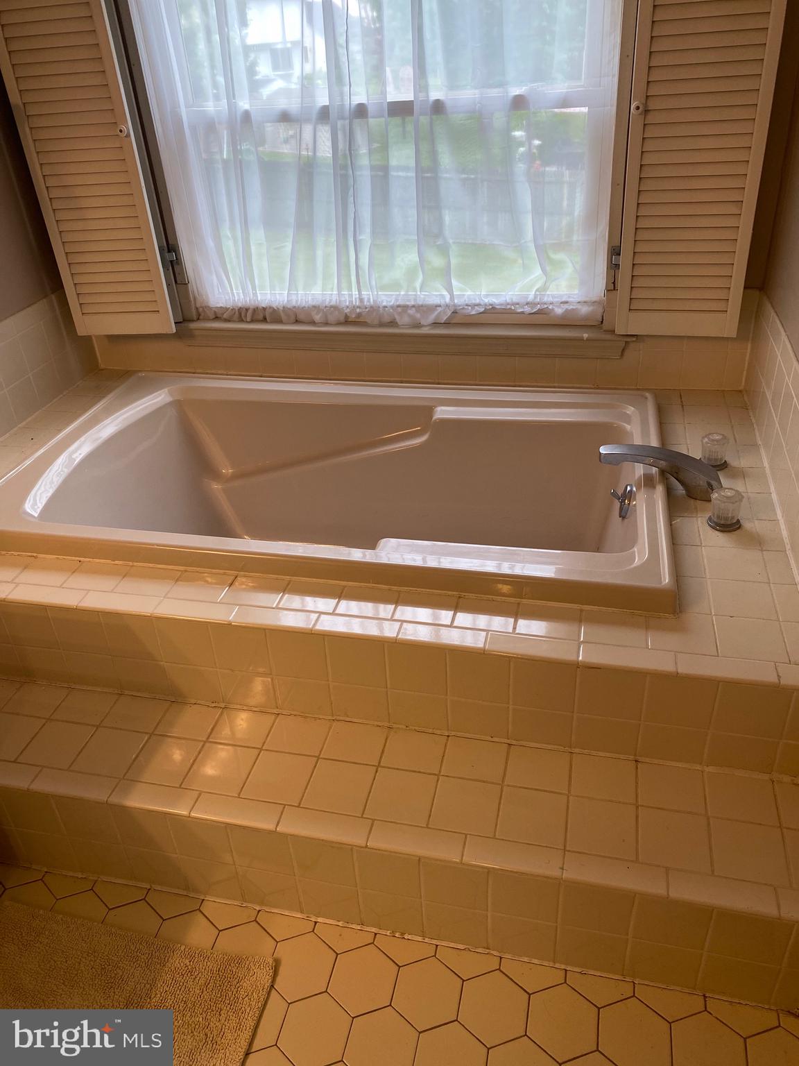 12 Juniper Road Sewell, NJ 08080 - Photo 17 of 23 Gallery Image 17