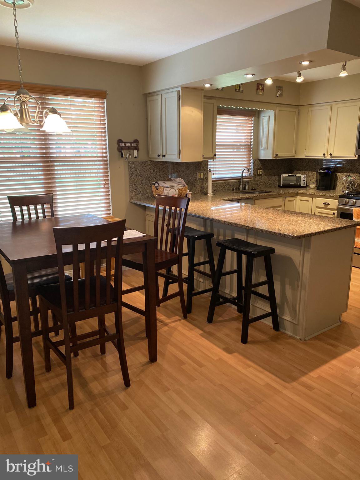 12 Juniper Road Sewell, NJ 08080 - Photo 8 of 23 Gallery Image 8
