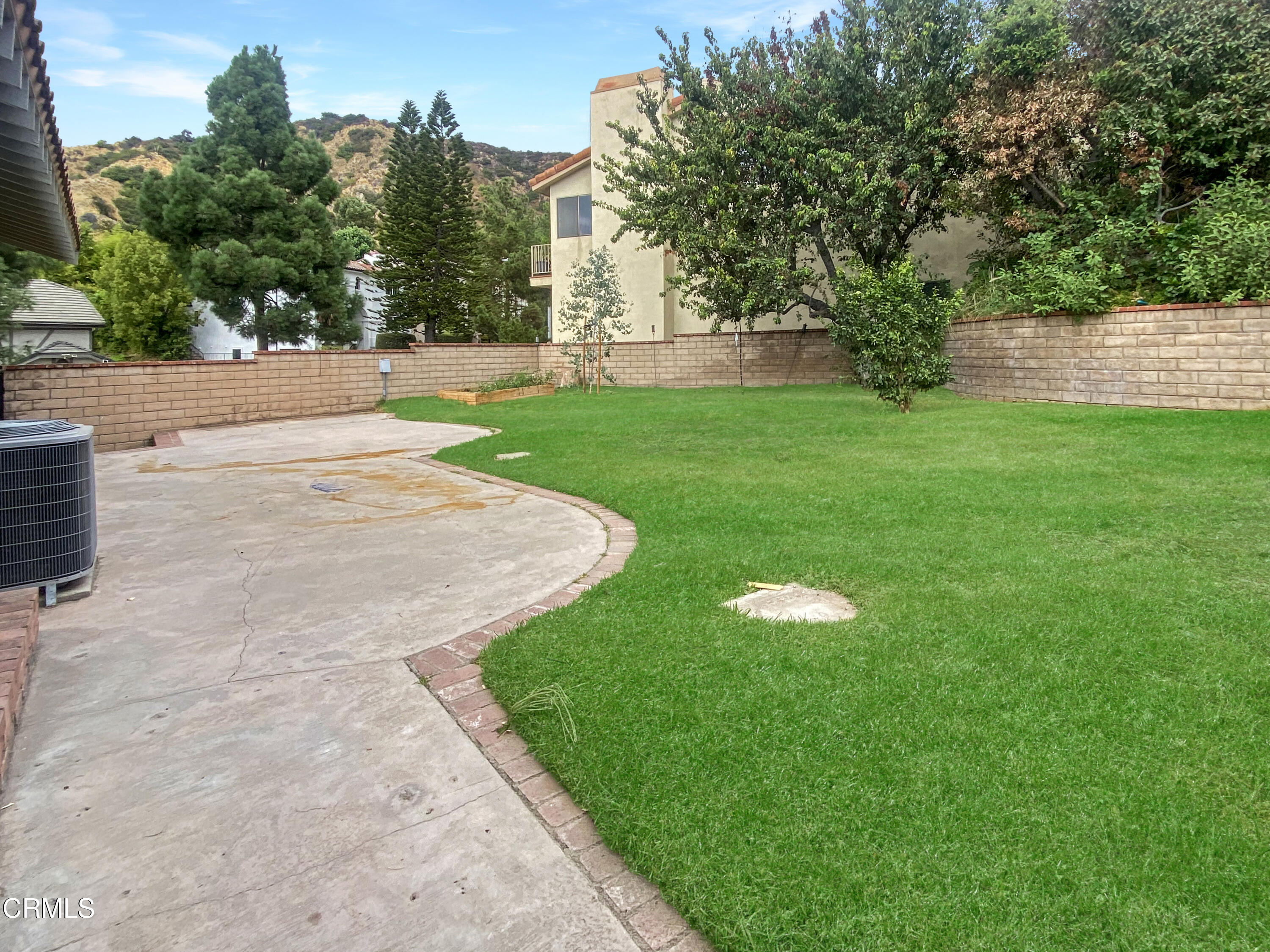 1750 Rudell Road Burbank, CA 91501 - Photo 32 of 35 IMG_0291