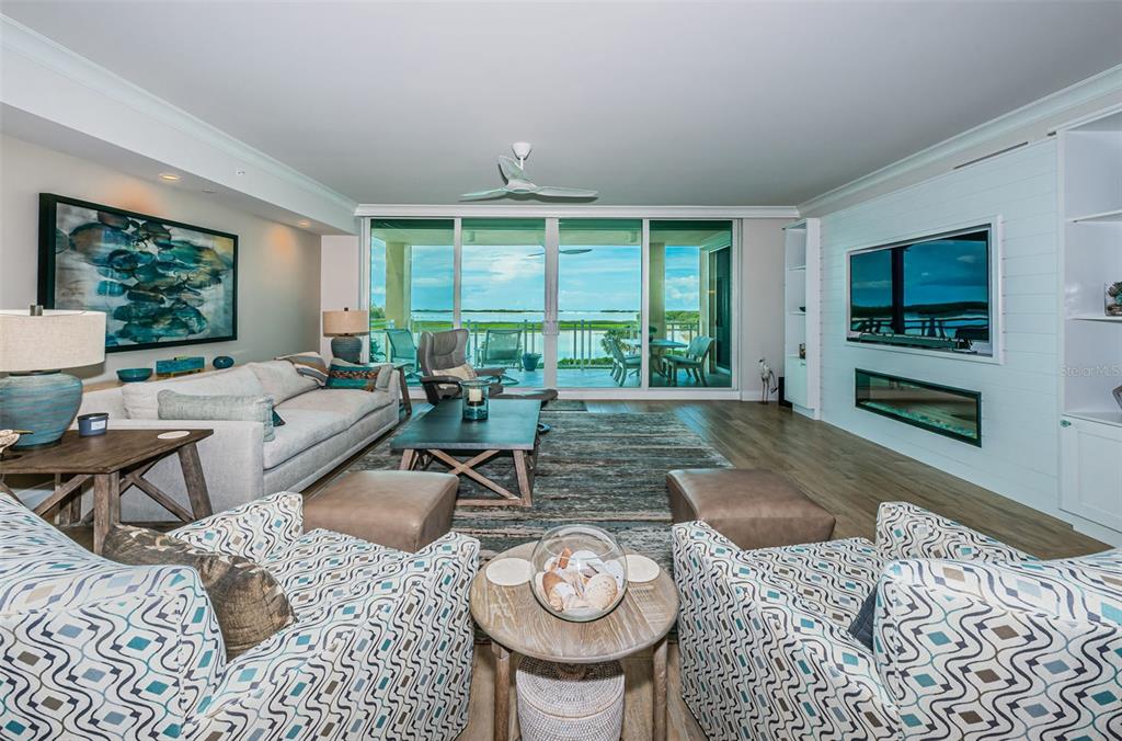 795 Collany Road, Unit 302 Tierra Verde, FL 33715 - Photo 9 of 71 Gallery Image 9