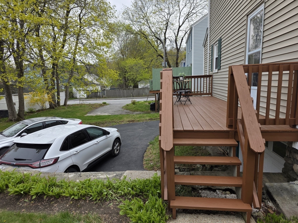 51 Brantwood Road Worcester, MA 01602 - Photo 3 of 21