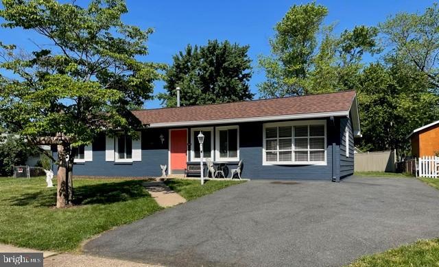 1103 South Buckingham Road Sterling, VA 20164 - Photo 2 of 17 Gallery Image 2