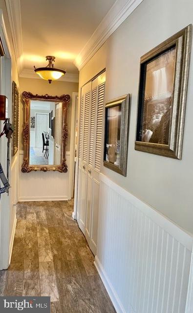 1103 South Buckingham Road Sterling, VA 20164 - Photo 7 of 17 Gallery Image 7