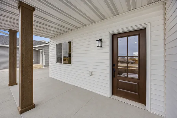 $413,900 | 6284 85th Avenue South, Horace, ND 58047