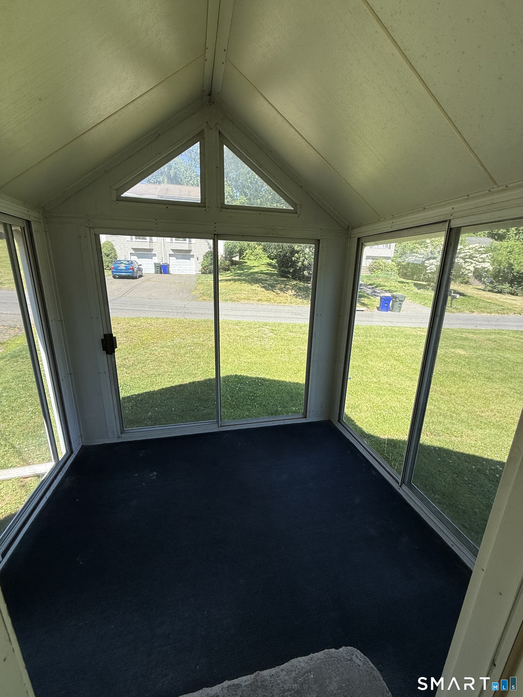 32 Dickerman Avenue Windsor Locks, CT 06096 - Photo 5 of 17