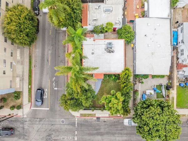 $3,995 | 6607 Fountain Avenue, Hollywood, CA 90028