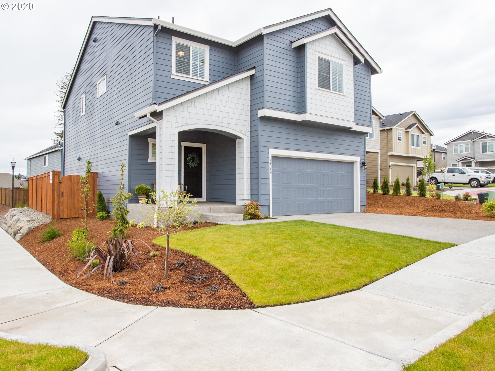 2037 South Meadowlark Dr. Ridgefield, WA 98642 - Photo 1 of 27 Gallery Image 1