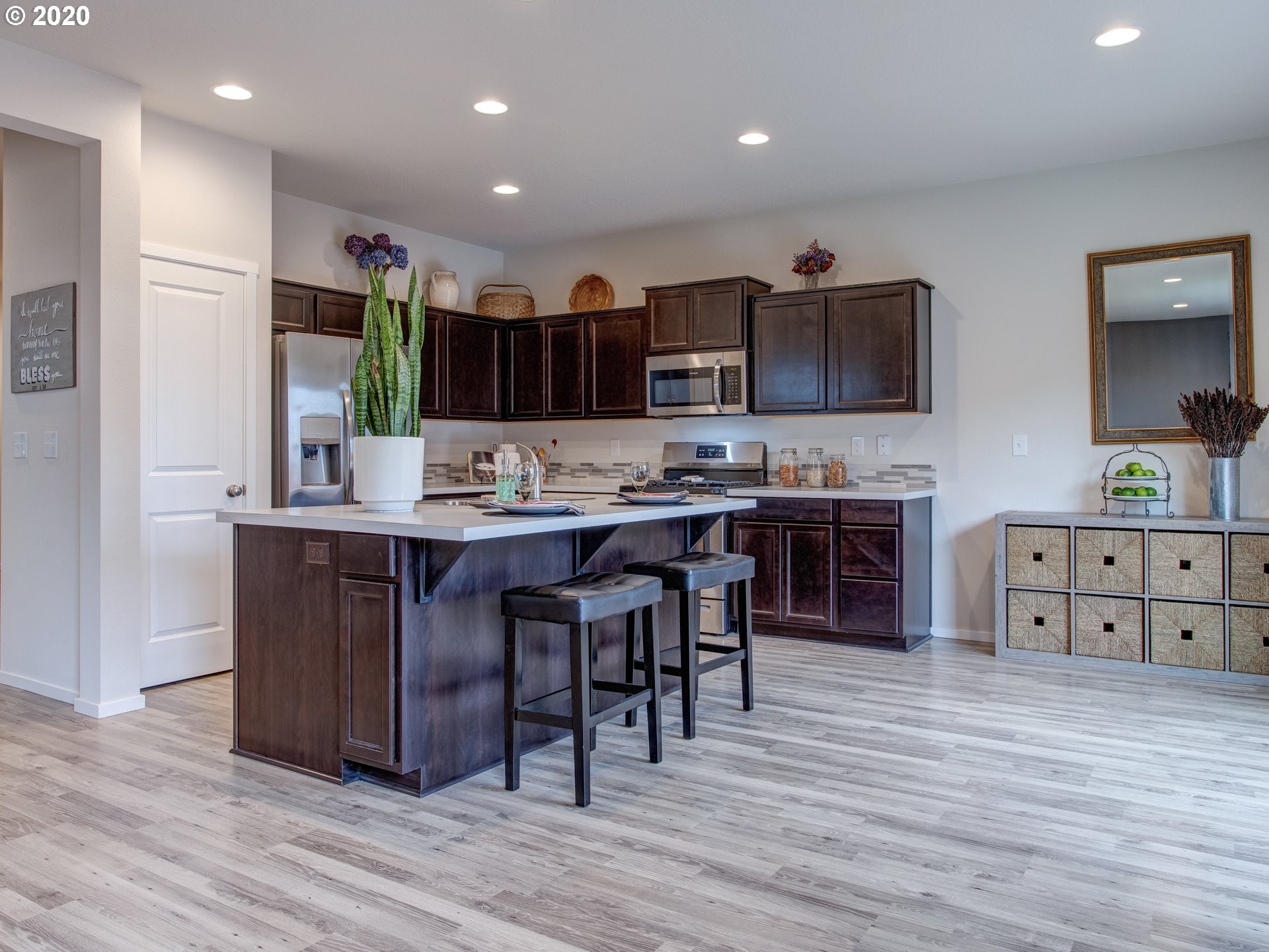 2037 South Meadowlark Dr. Ridgefield, WA 98642 - Photo 14 of 27 Gallery Image 14