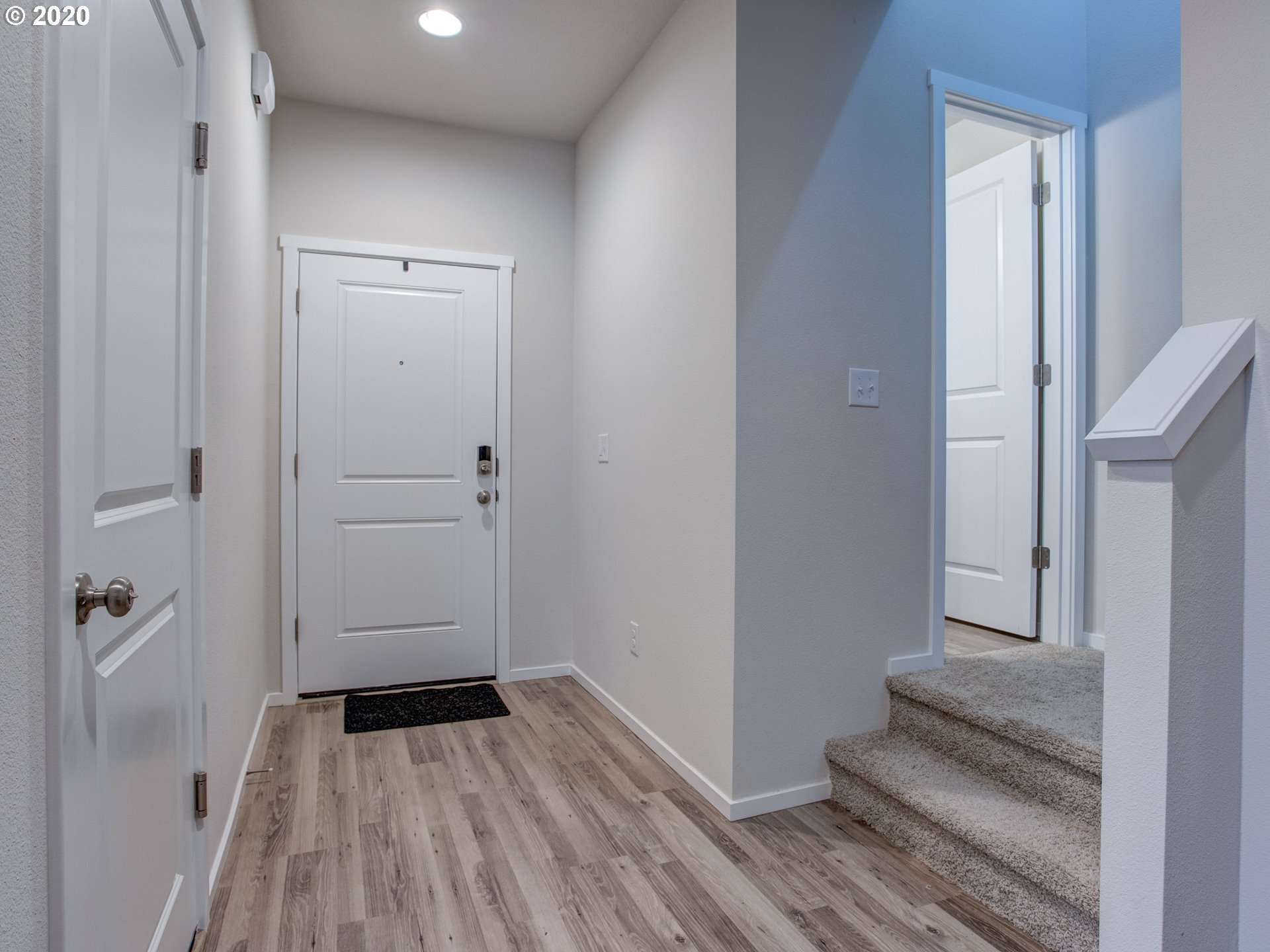 2037 South Meadowlark Dr. Ridgefield, WA 98642 - Photo 7 of 27 Gallery Image 7