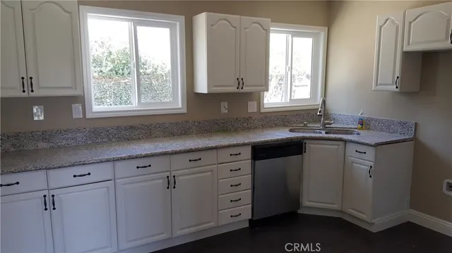 $2,695 | 8849 Colorado Avenue, Riverside, CA 92503