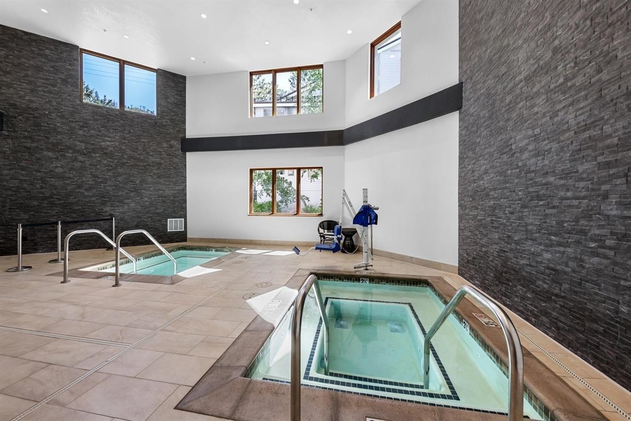 201 Shirley Cyn Road, Unit 309 Olympic Valley, CA 96146 - Photo 21 of 28