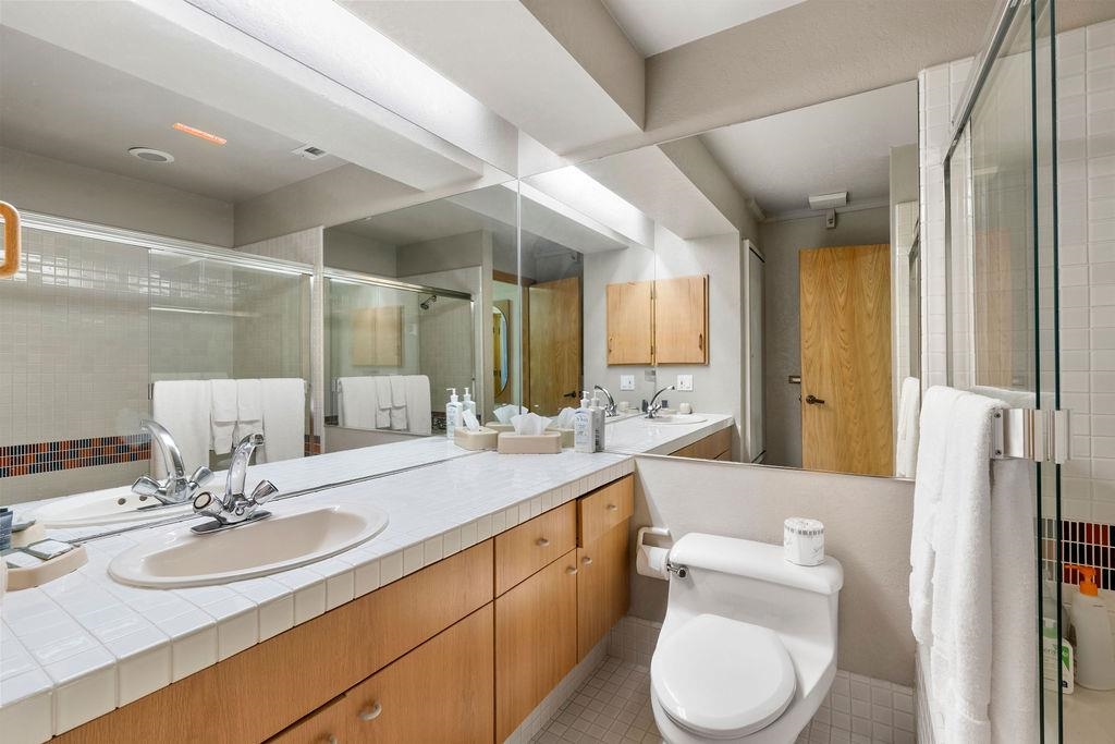 201 Shirley Cyn Road, Unit 309 Olympic Valley, CA 96146 - Photo 10 of 28