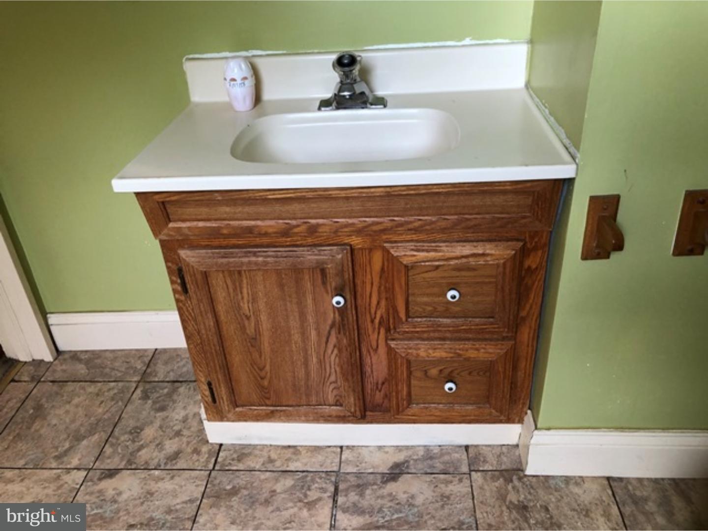 26 Reeger Avenue Trenton, NJ 08610 - Photo 10 of 16 Gallery Image 10