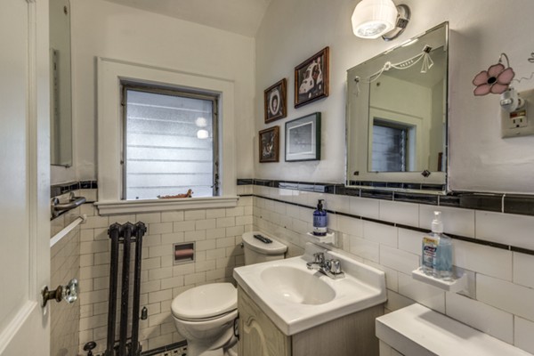 37 East Border Road Malden, MA 02148 - Photo 16 of 26 Gallery Image 16