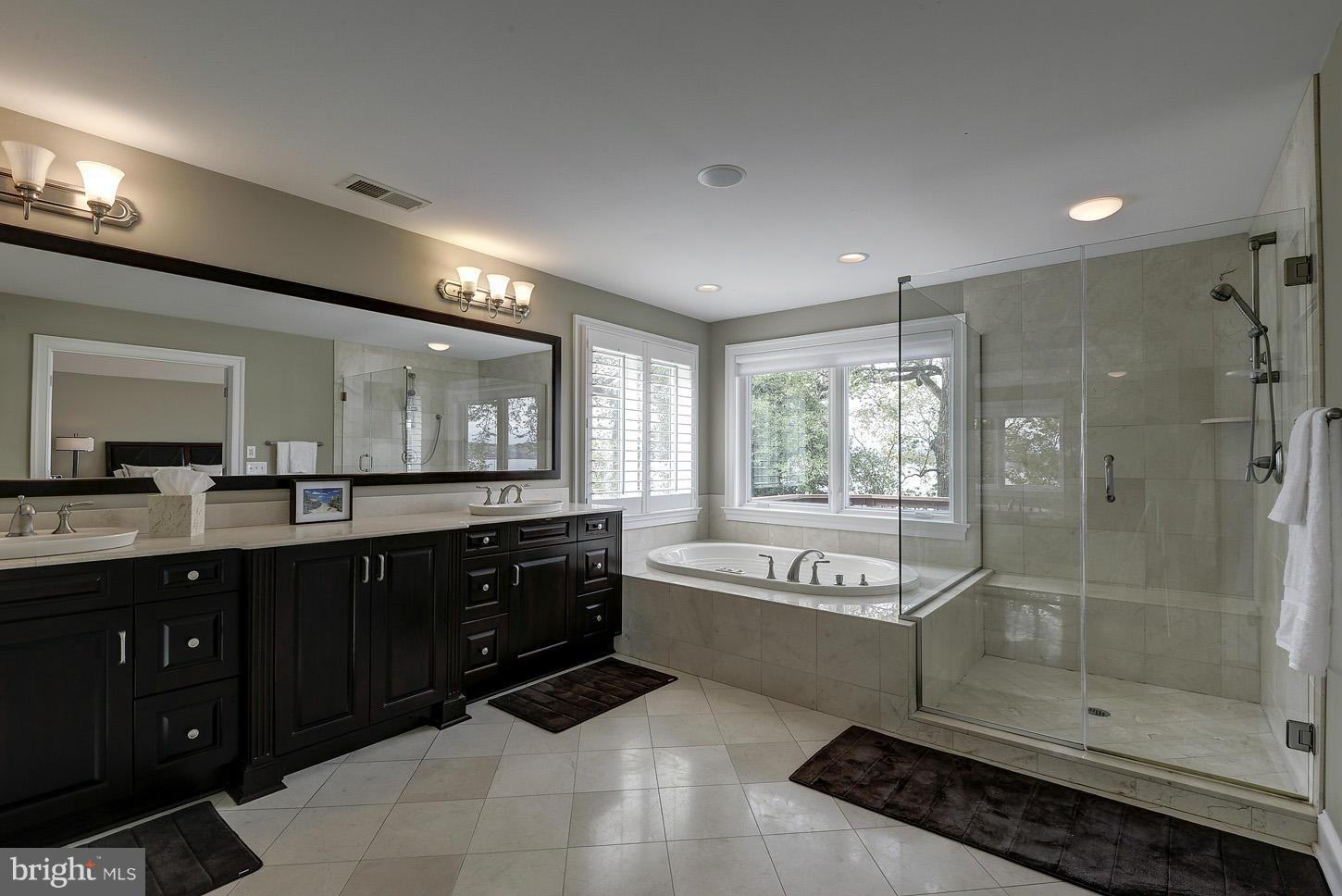 924 Old County Road Severna Park, MD 21146 - Photo 21 of 30 Bath (Master)