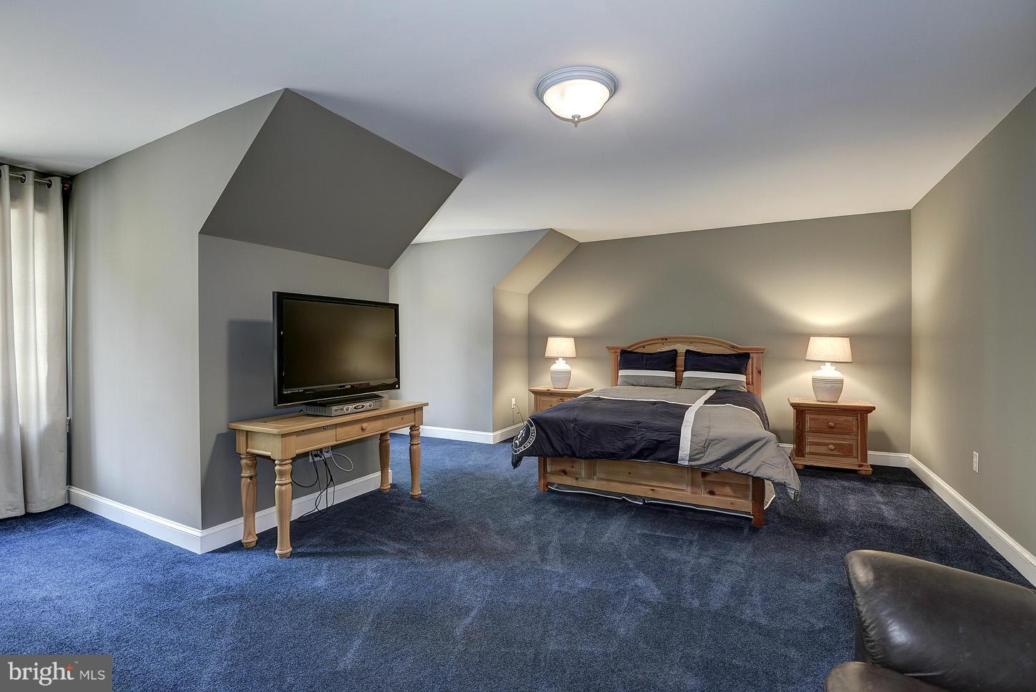 924 Old County Road Severna Park, MD 21146 - Photo 22 of 30 Bedroom