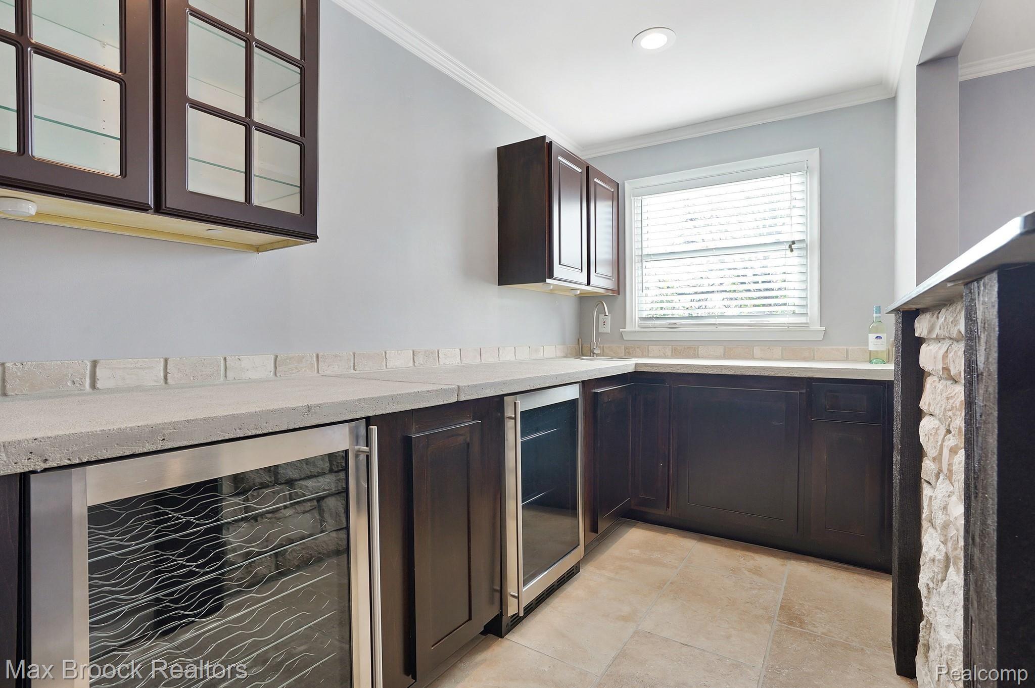910 Rock Spring Road Bloomfield Hills, MI 48304 - Photo 21 of 43 DSC07696.jpg