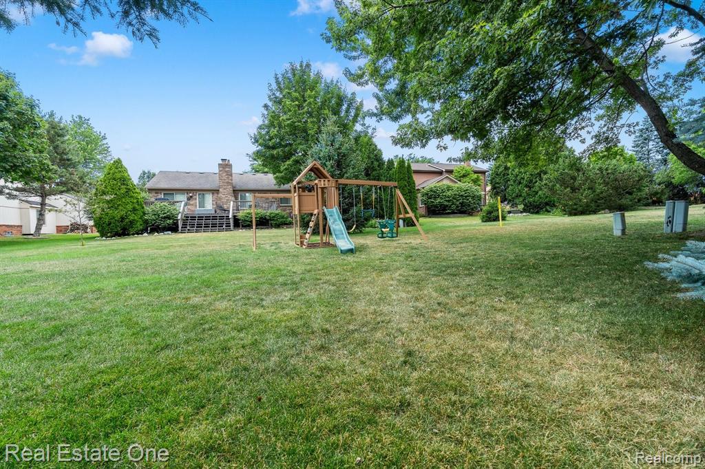 2090 Cumberland Road Rochester, MI 48307 - Photo 32 of 32