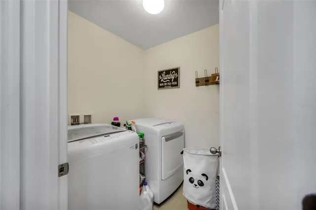 $360,000 | 10530 Whispering Hammock Drive, Riverview, FL 33578