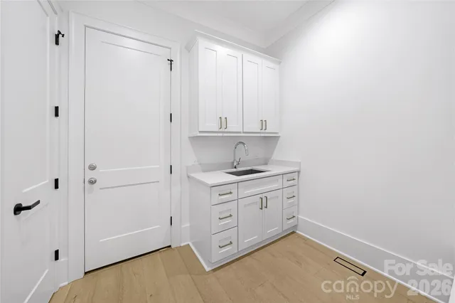 $1,845,000 | 3142 Providence Road, Unit 1B, Charlotte, NC 28211