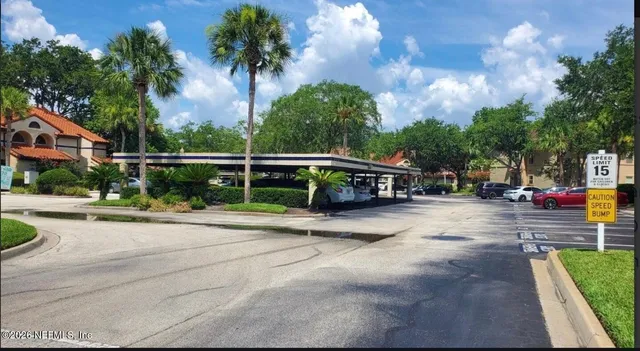 $211,000 | 3809 La Vista Circle, Unit 239, Jacksonville, FL 32217