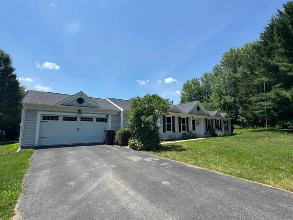 $259,000 | 12183 Grandview Drive, Jerome, MI 49249