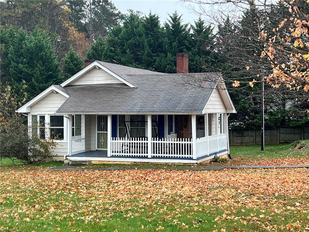 286 Cartpath Road North Wilkesboro, NC 28659 - Photo 4 of 34