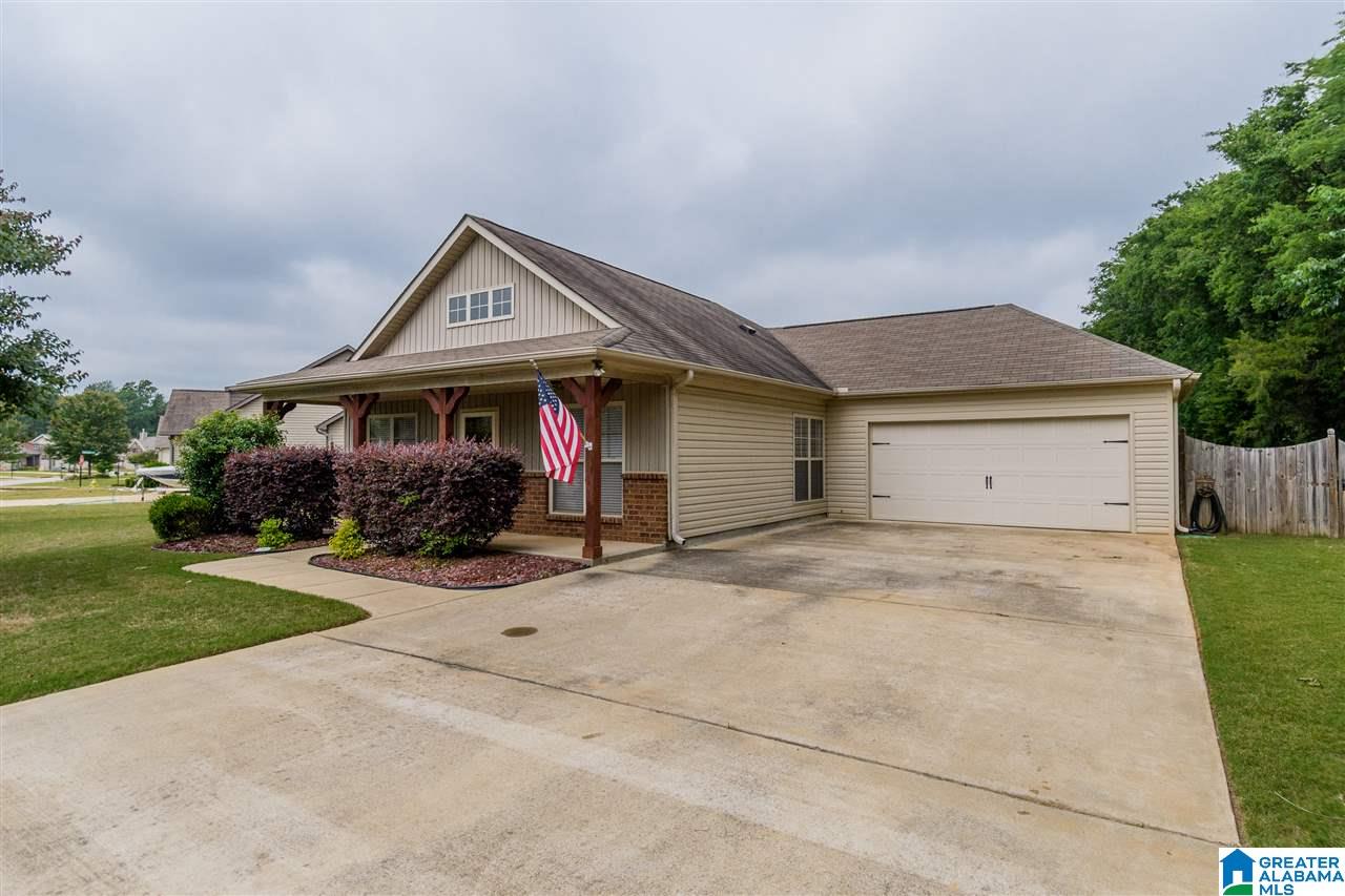 4988 Stonecreek Way Calera, AL 35040 - Photo 2 of 34
