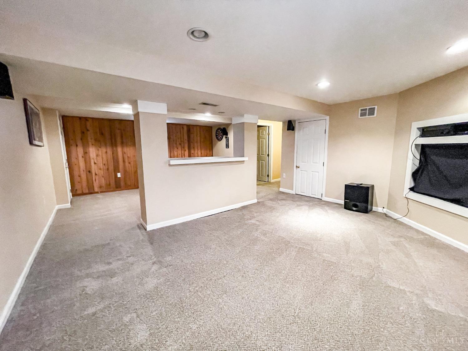 3902 Hanley Road Cincinnati, OH 45247 - Photo 15 of 25 Gallery Image 15