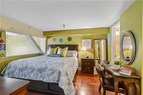 $249,000 | 700 Commerce Street, Unit 112, New Orleans, LA 70130