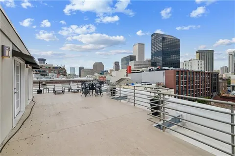$249,000 | 700 Commerce Street, Unit 112, New Orleans, LA 70130