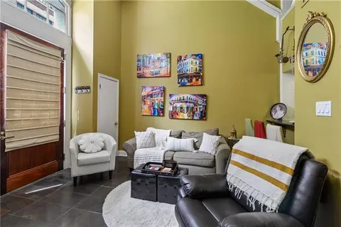 $249,000 | 700 Commerce Street, Unit 112, New Orleans, LA 70130