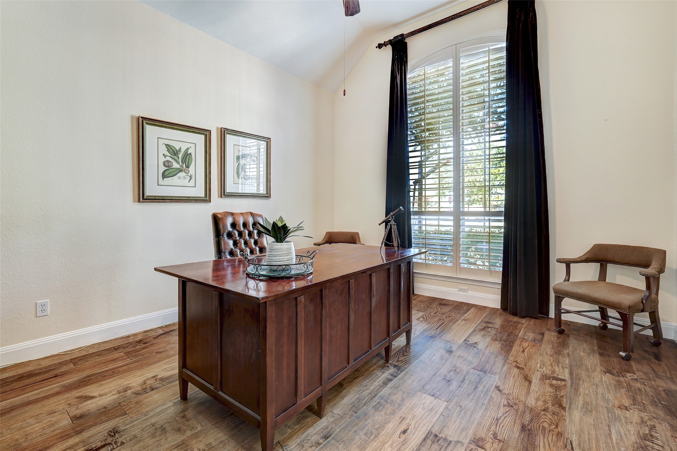 3600 Alexandrite Way Round Rock, TX 78681 - Photo 9 of 40 a table room with a bed and a window