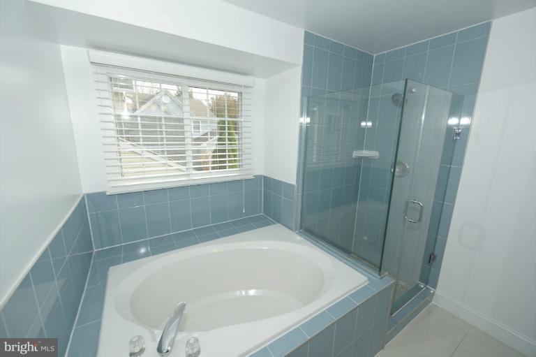 6473 Empty Song Road Columbia, MD 21044 - Photo 13 of 22 Bath (Master)