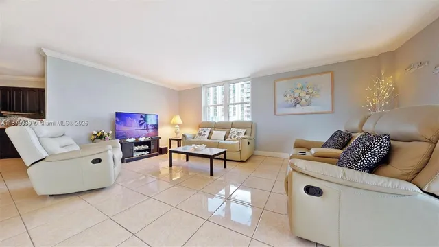 $415,000 | 1801 South Ocean Drive, Unit 501, Hollywood, FL 33019