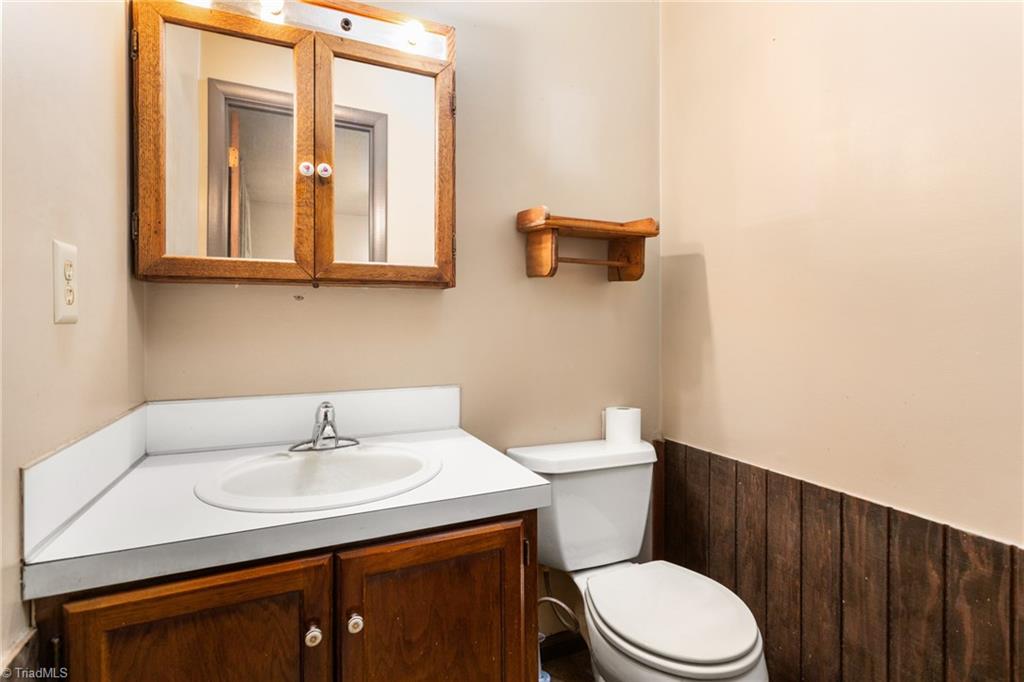 1781 Greendale Road Archdale, NC 27263 - Photo 16 of 30 Gallery Image 16