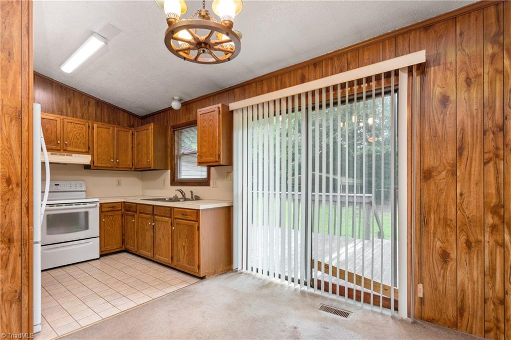 1781 Greendale Road Archdale, NC 27263 - Photo 10 of 30 Gallery Image 10
