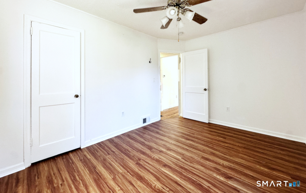 225 Battis Road Hamden, CT 06514 - Photo 13 of 23