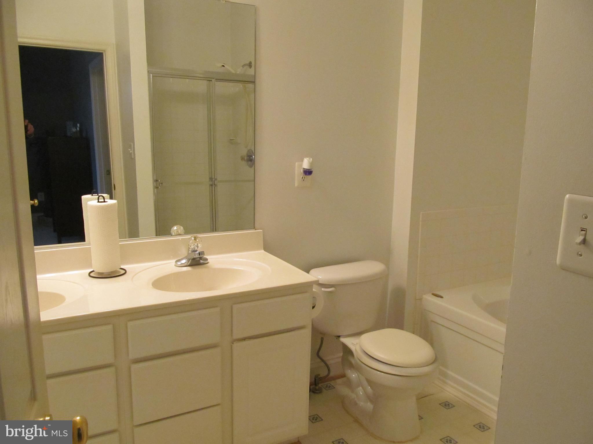 2700 Middle Neck Road Odenton, MD 21113 - Photo 11 of 30 Private master bedroom bath