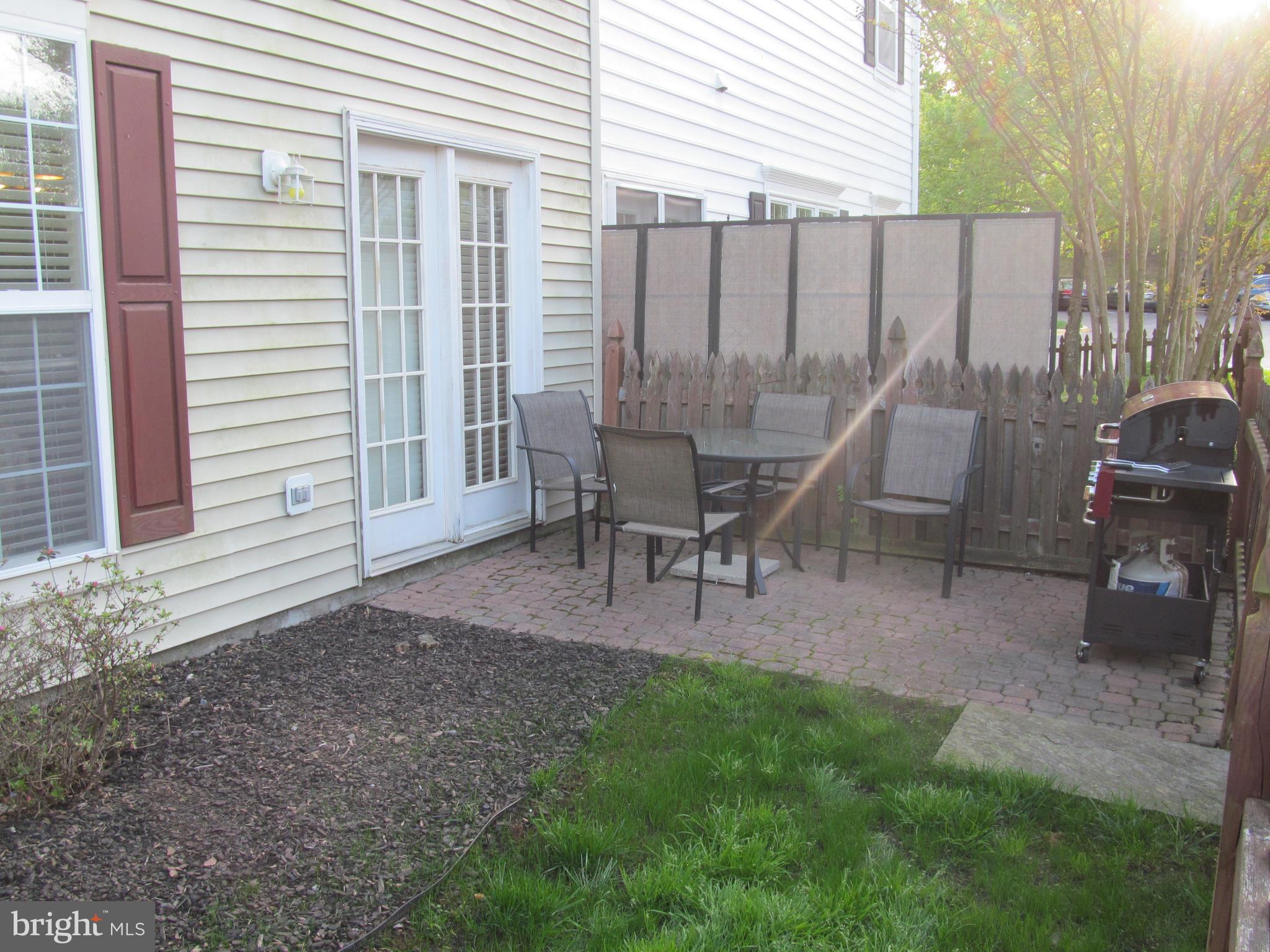 2700 Middle Neck Road Odenton, MD 21113 - Photo 3 of 30 Fenced in side yard area un like most TH's