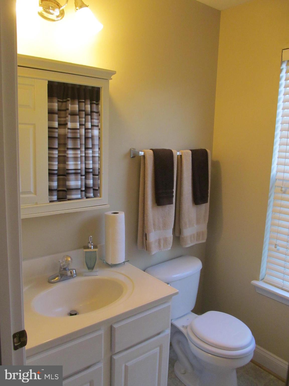 2700 Middle Neck Road Odenton, MD 21113 - Photo 25 of 30 Bathroom #2