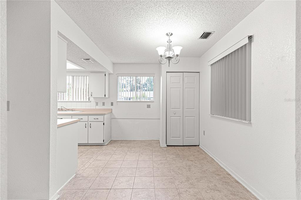 8208 Southwest 108th Ln Road Ocala, FL 34481 - Photo 6 of 55