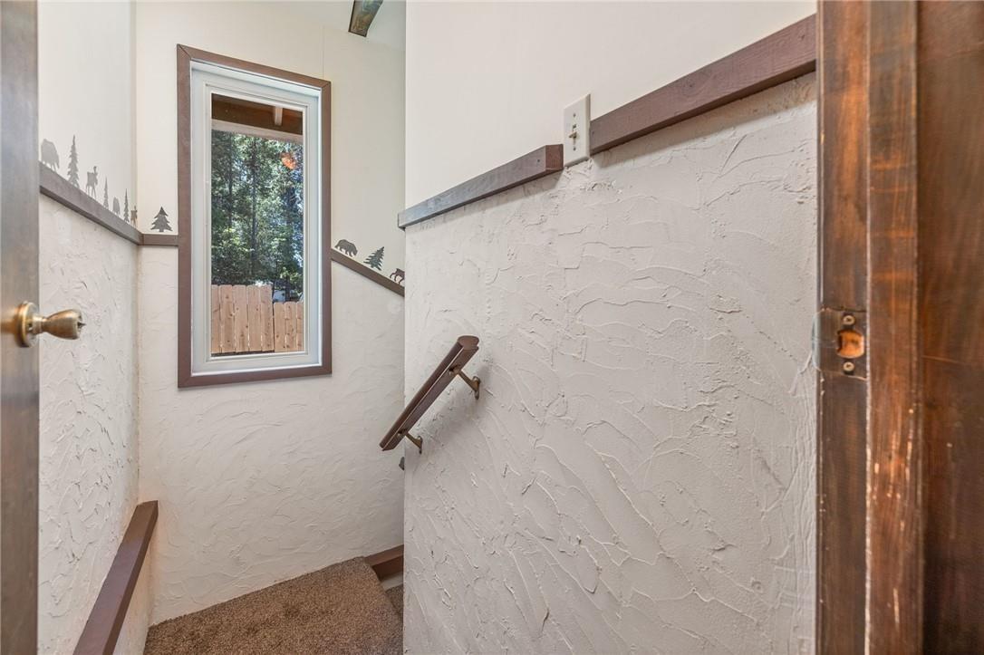 53644 Acorn Road Mariposa, CA 95338 - Photo 23 of 65 Stairs to basement bedroom 4