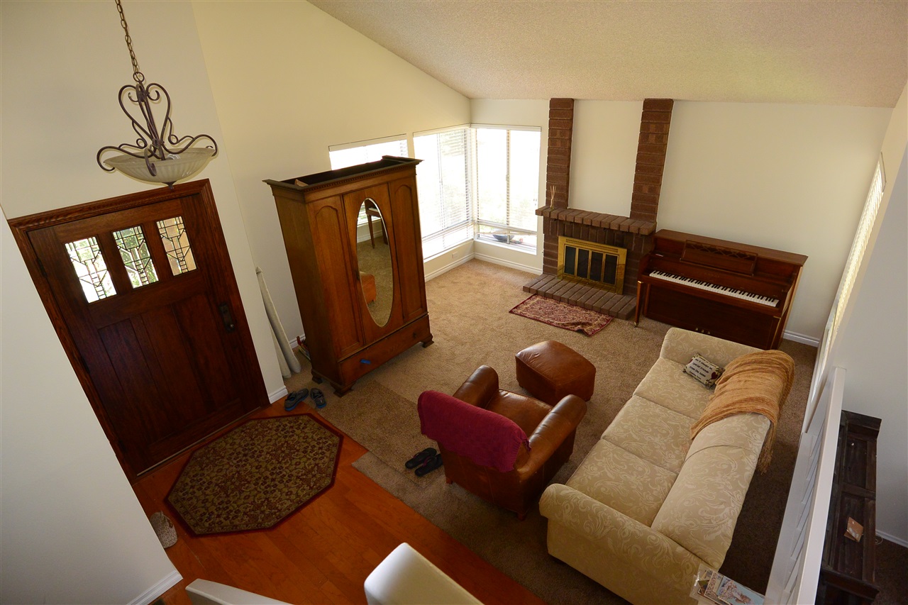10366 Moorpark Street Spring Valley, CA 91978 - Photo 3 of 25 VAULTED CEILINGS WITH A VERY OPEN FEEL